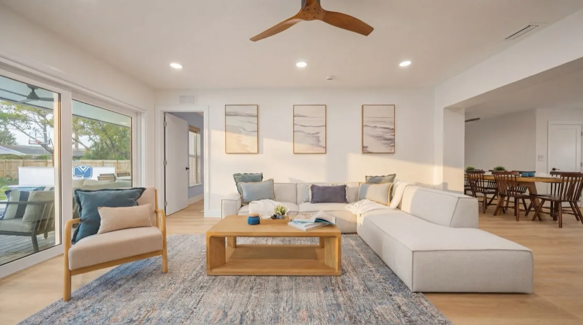 Vacation rental living room professionally presented and optimized by RevWhisper